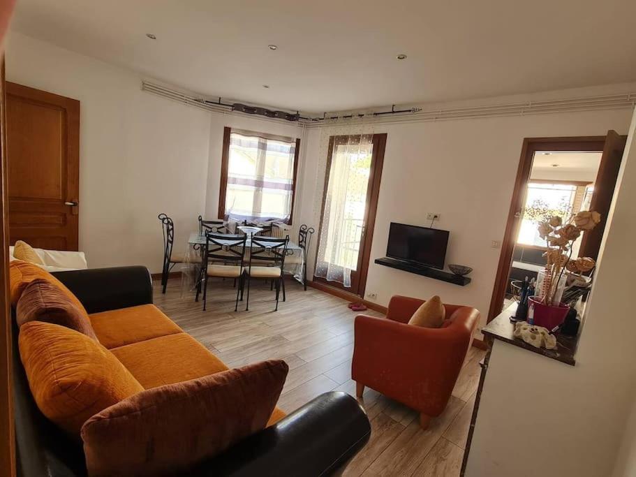 Grand Appart - Avec Terrasse Reims Ngoại thất bức ảnh